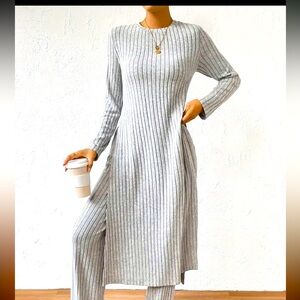 Relax in this warm and cozy 2 piece lounger.